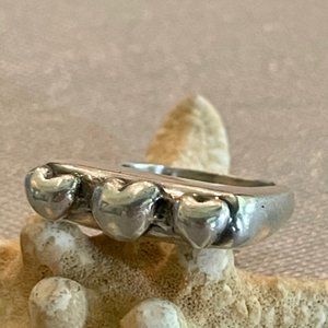 DIAN MALOUF SWEET PUFFY HEART STERLING SILVER RING